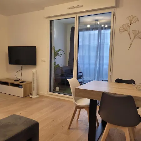 Chez Patron T3 2br With 2 Parking Near Disneyland Paris & Train Station-chessy Apartment Chessy (Seine-et-Marne)
