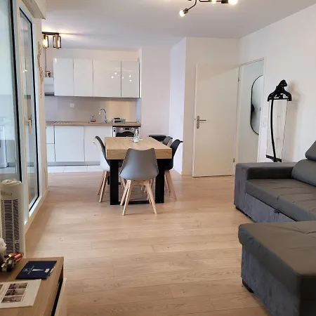 Chez Patron T3 2br With 2 Parking Near Disneyland Paris & Train Station-chessy *